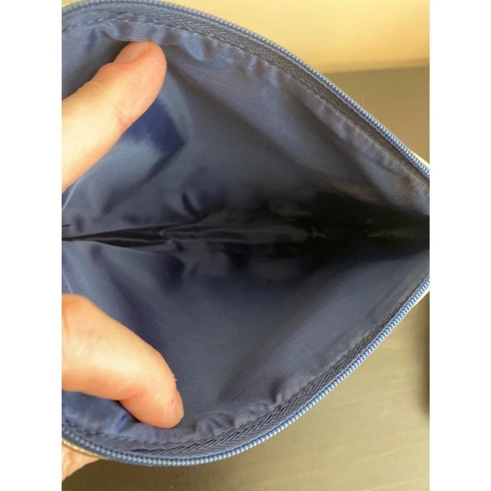 Estée Lauder makeup bag